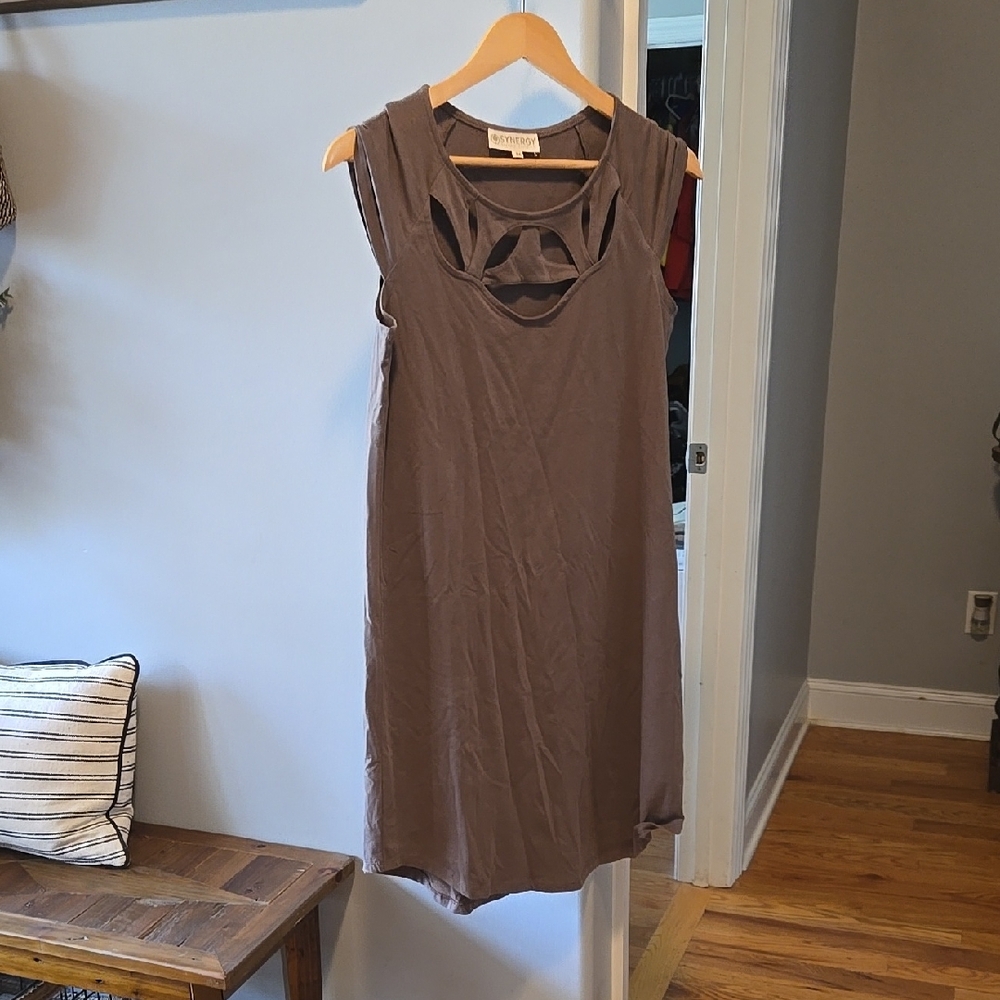 Brown Sleeveless Dress